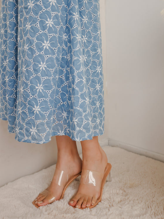 Isla Padded Floral Embroidery Maxi - Blue